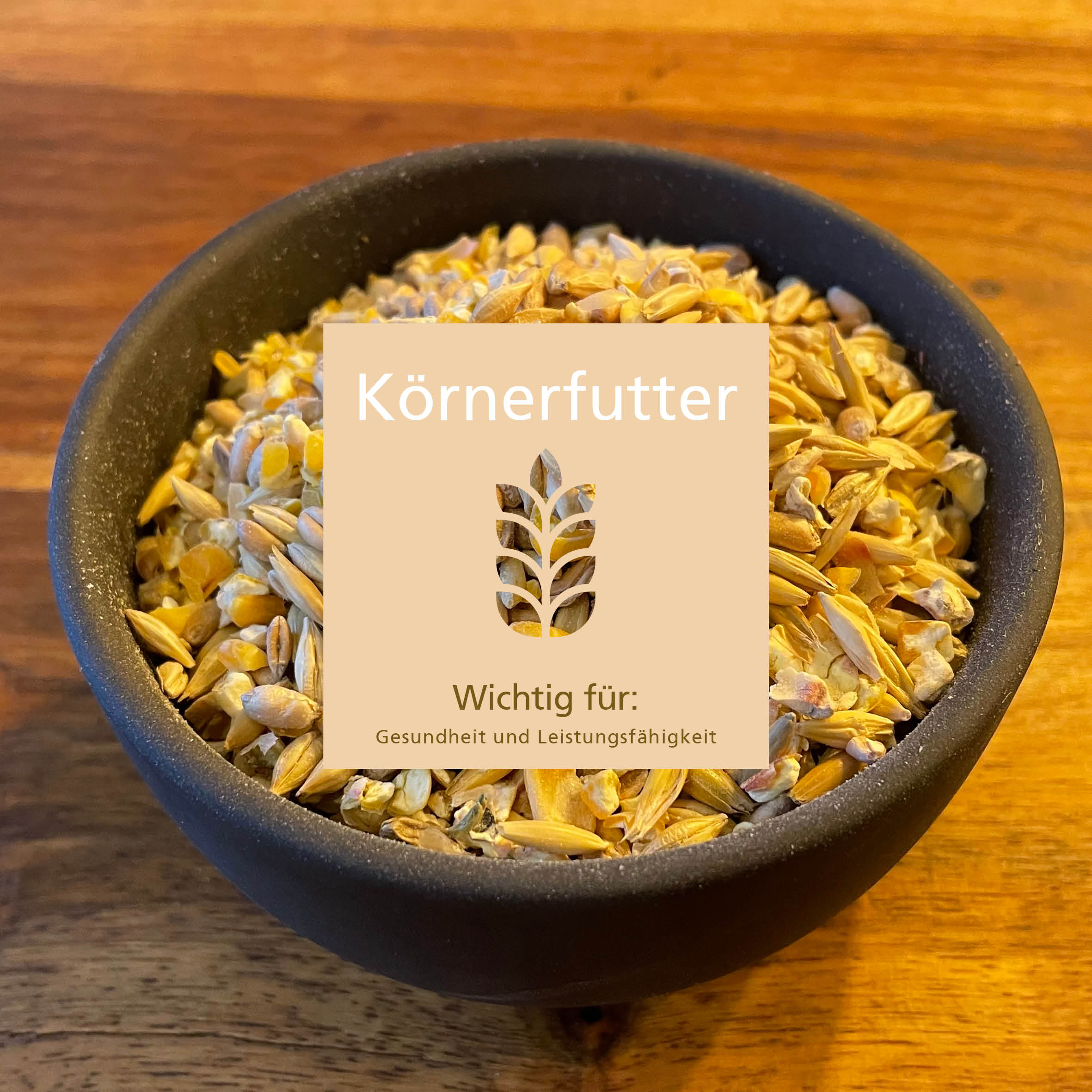Geflügelkörnerfutter von Carl Wolf "Körnerfutter Wichtig für: Gesundheit und Leistungsfähigkeit"
