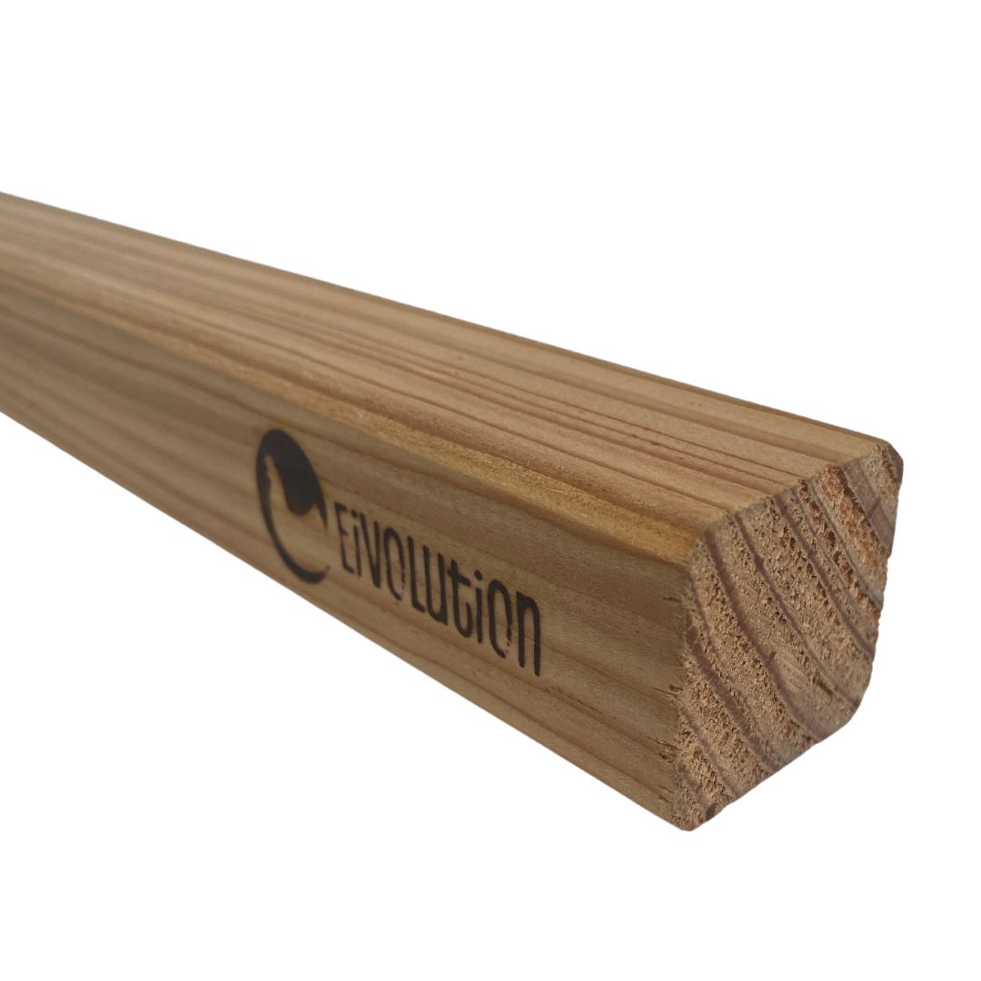 Eivolution Echtholz Sitzstange für Geflügel - 1,20 Meter, mit eingebranntem eivolution Logo