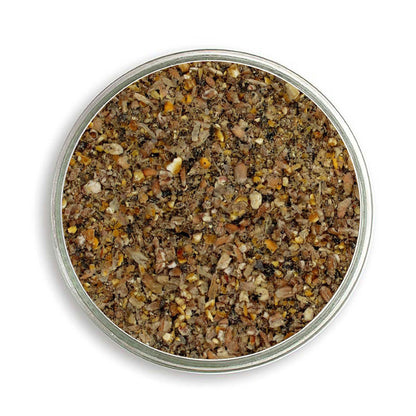 Carl Wolf Lege Komplett - Alleinfuttermittel für Legehennen, fein gebrochen, in der Petrischale 