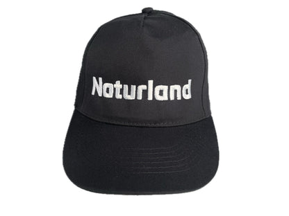 Naturland Bio-Baumwollkappe schwarz - Stilvoll und Nachhaltig